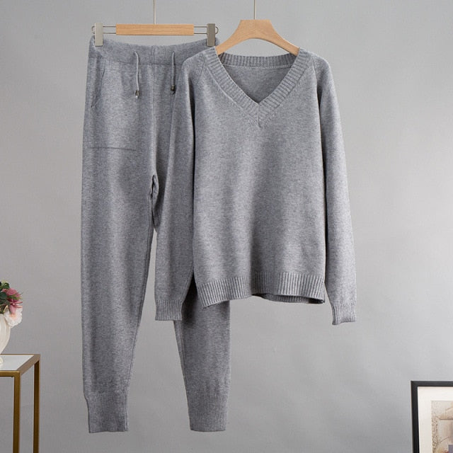 New Loose V Neck Sweater 2 Pieces Female Outfit